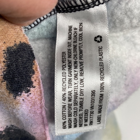 Wild Fable Oversized Tie Die Cropped Cozy Hoodie Sz XS - Picture 6 of 6